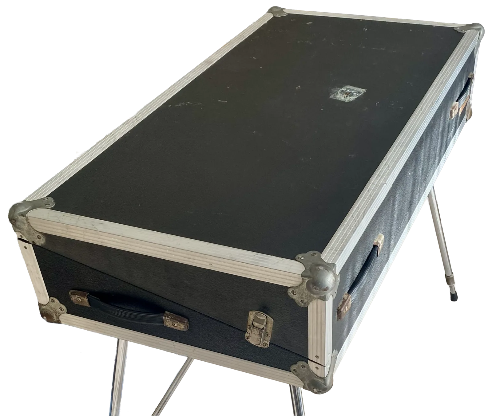 Gesloten flightcase-body met ball corners en aluminium profielen