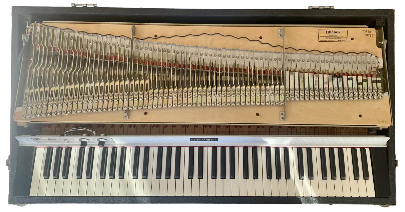 Open harp — tines en hamers van de Fender Rhodes